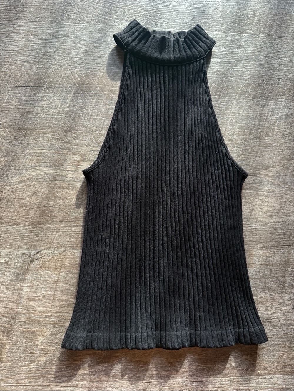 NWOT ZARA sleveless turtleneck top